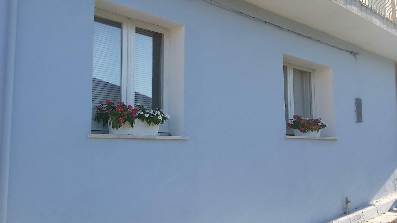 Casa Del CicloTurista Santadi Exterior foto