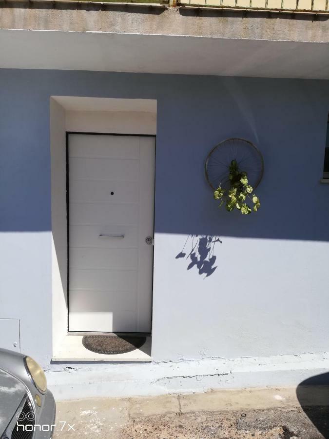 Casa Del CicloTurista Santadi Exterior foto